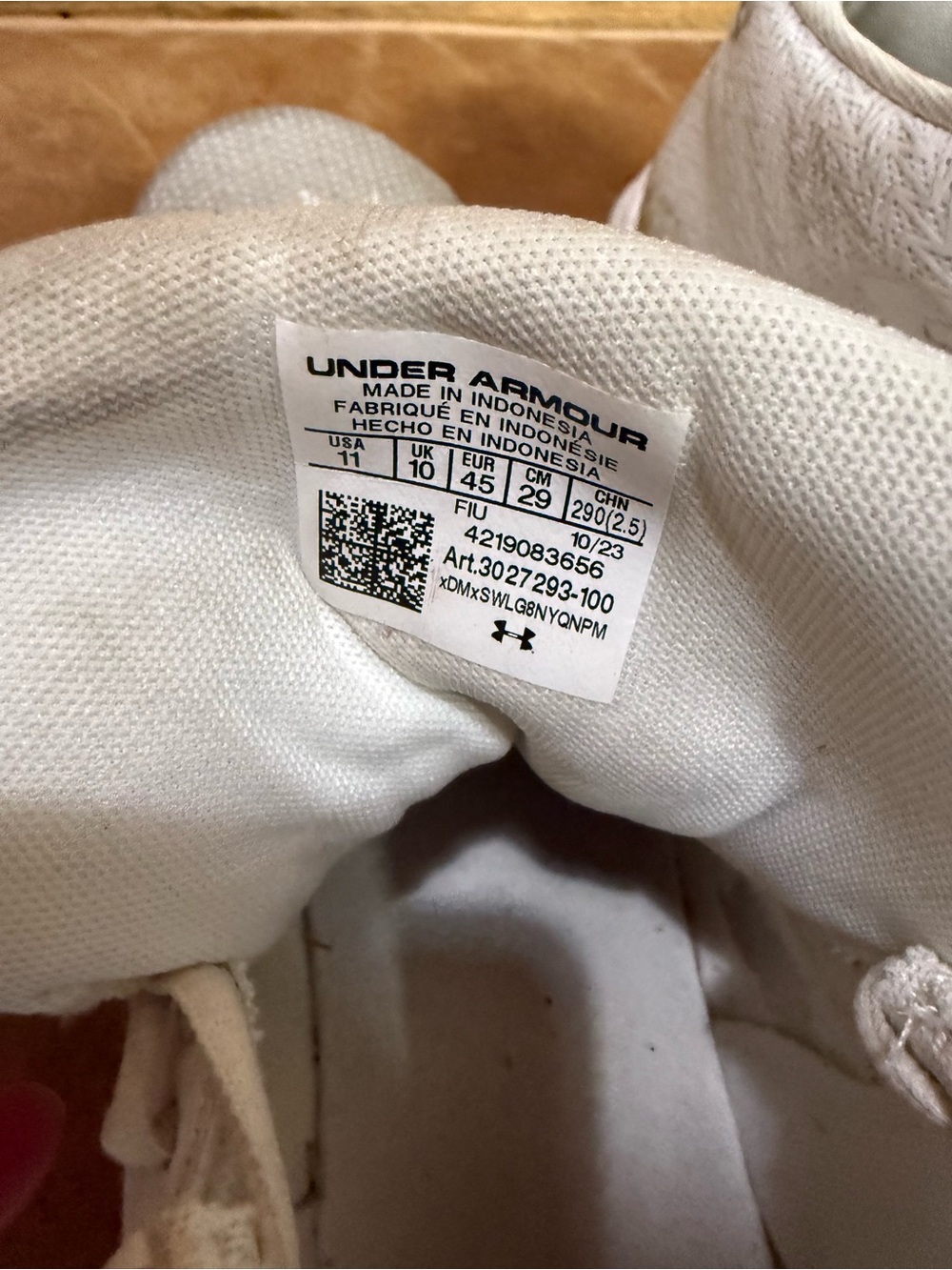 Under Armour White Mid-Top Cleats, Men’s 11 - Picture 8 of 8
